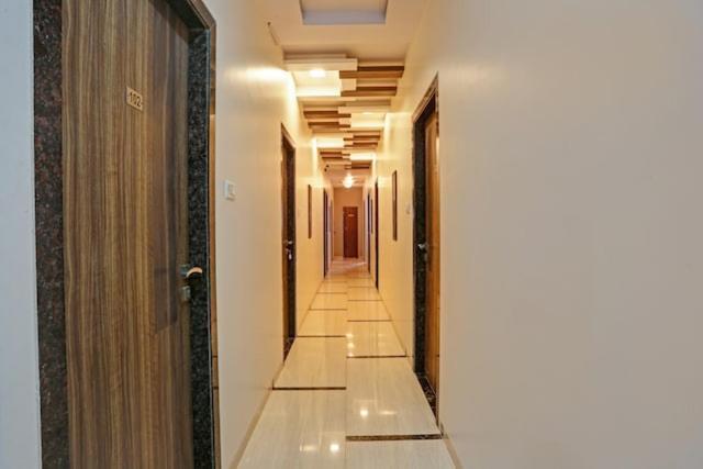 Hotel Amfahh - Andheri West Railway Station Мумбай Екстериор снимка