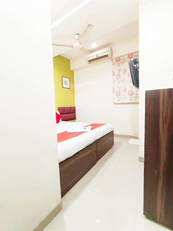 Hotel Amfahh - Andheri West Railway Station Мумбай Екстериор снимка